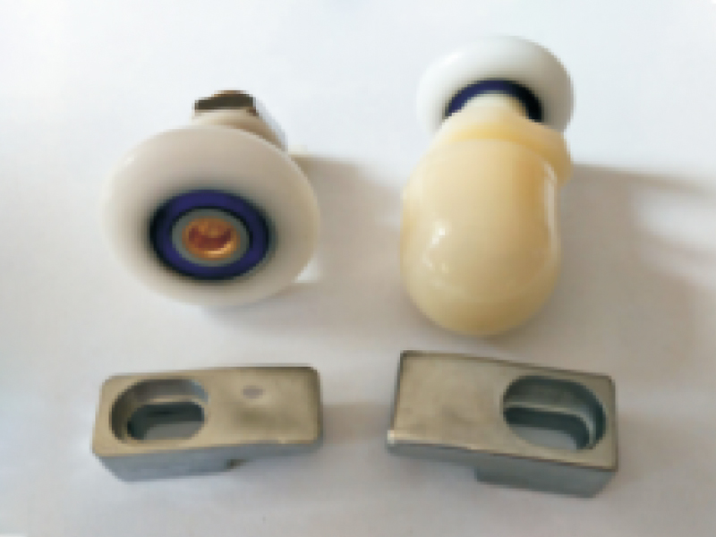 L007 Enkel & Enkel Duschdörrsrullar i glas