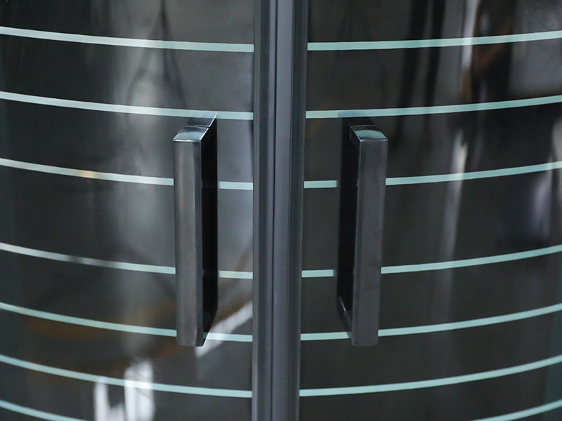 SE Svart aluminiumstomme Skjutdusch av härdat glas SE Svart aluminiumstomme Skjutdusch av härdat glas