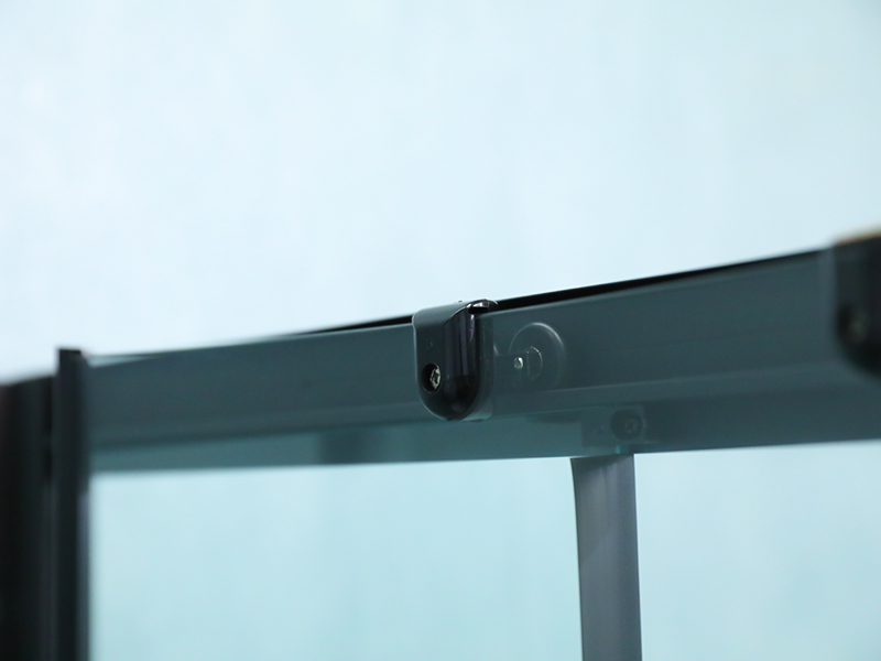 SE Svart aluminiumstomme Skjutdusch av härdat glas SE Svart aluminiumstomme Skjutdusch av härdat glas