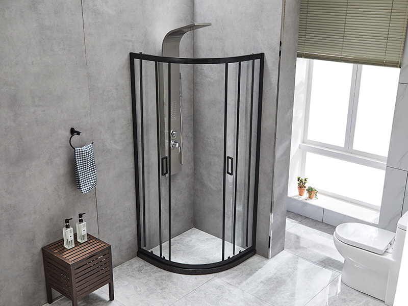 SE skjutbara duschvägg, klart härdat glas, svart aluminiumprofil, handtag med dubbla hål, utan bricka SE skjutbara duschvägg, klart härdat glas, svart aluminiumprofil, handtag med dubbla hål, utan bricka