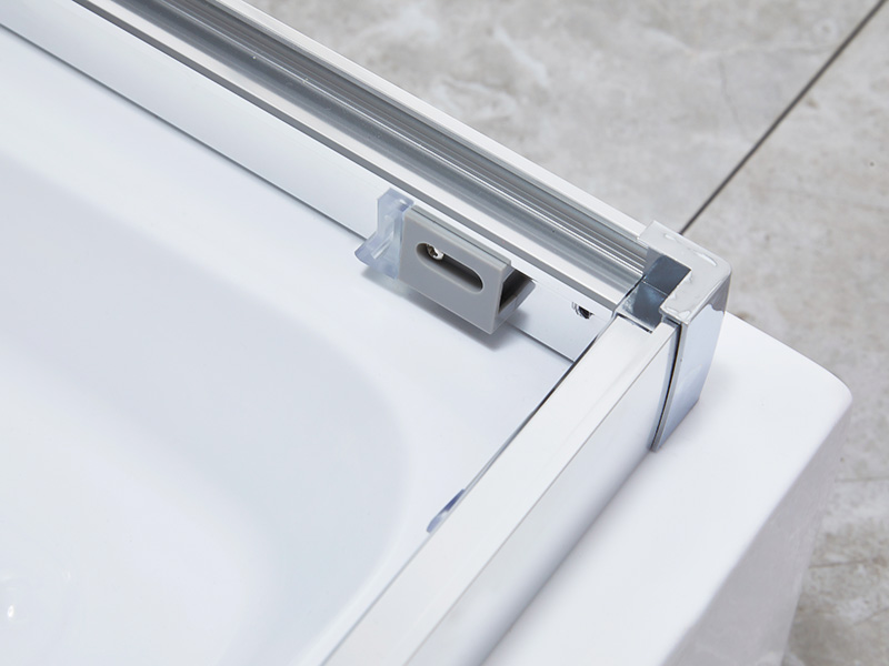 SQ Klart härdat glas badrum med skjutbar duschvägg, med bricka SQ Klart härdat glas badrum med skjutbar duschvägg, med bricka