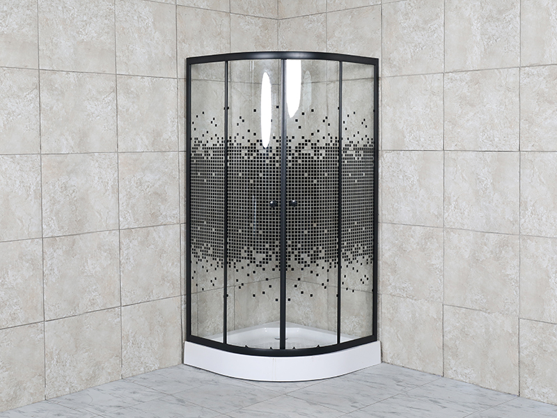 SE skjutbara duschvägg, klart härdat glas med mosaiktryck, svartfärgad aluminium, handtag med dubbla hål, med bricka